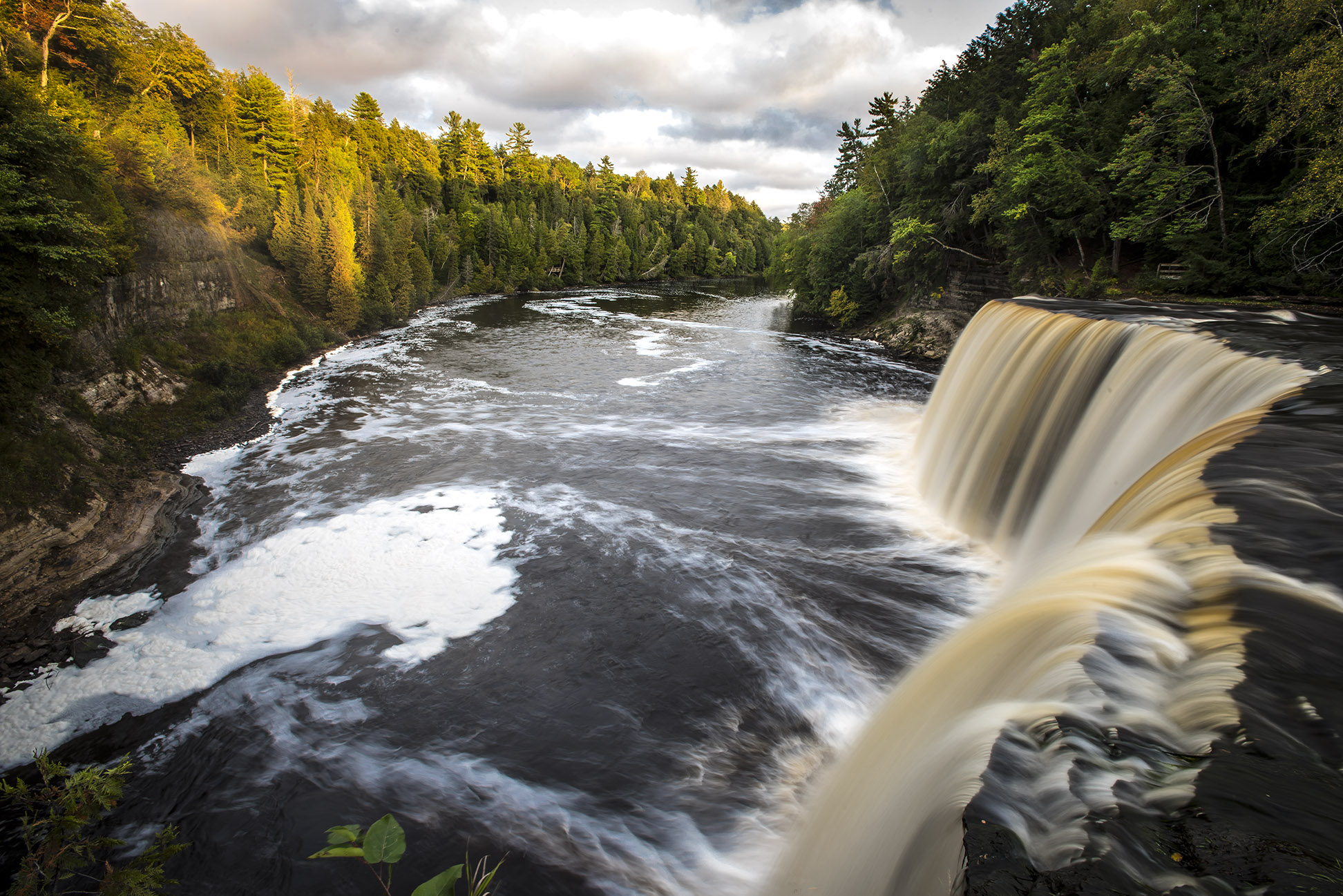 Tahquamenon-falls-michigan-upper-penninsula-jwhitephoto – JWhite Photo